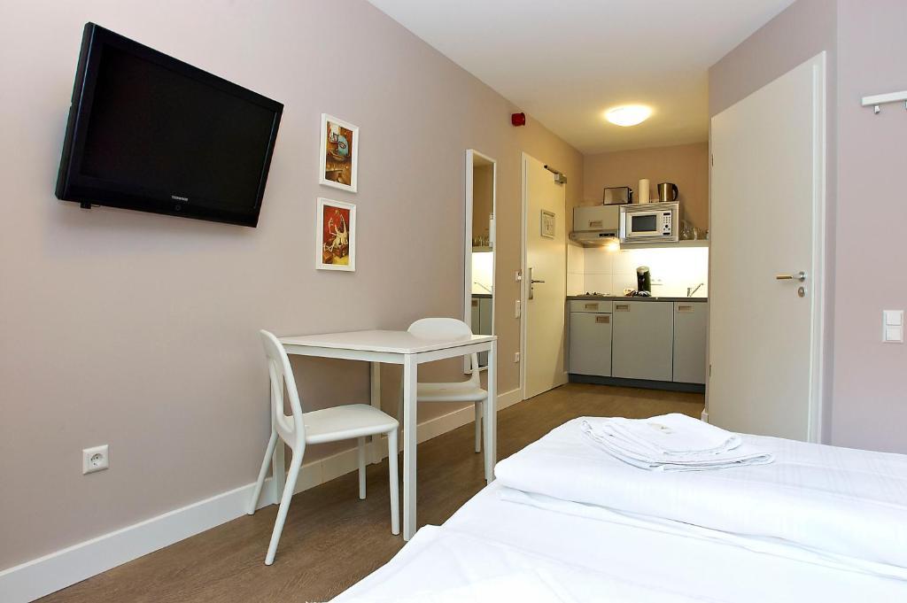 Apartmenthouse - Am Goerlitzer Park Berlino